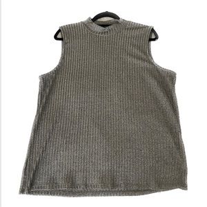 Ricki’s sleeveless grey/silver mock neck top xxl